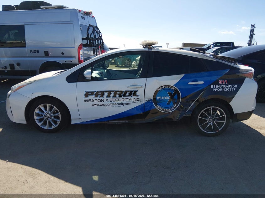 2016 Toyota Prius Two VIN: JTDKBRFUXG3022582 Lot: 44881301