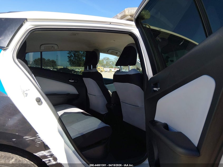 2016 Toyota Prius Two VIN: JTDKBRFUXG3022582 Lot: 44881301