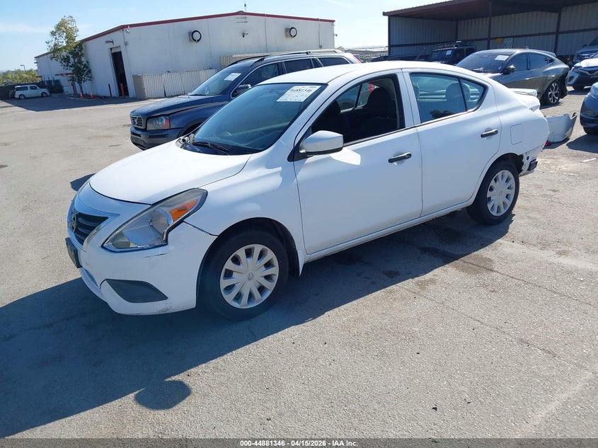 2018 Nissan Versa 1.6 S+