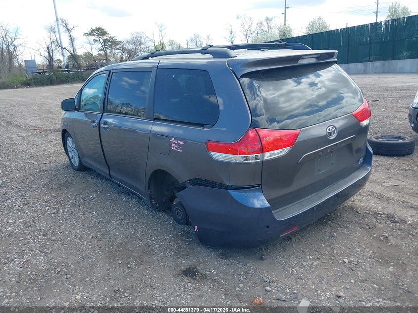2013 Toyota Sienna Xle 7 Passenger