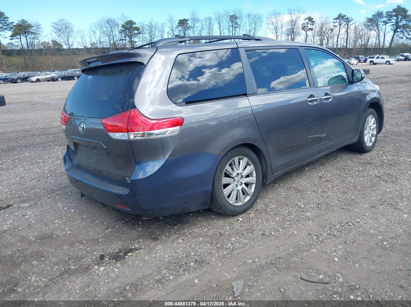 2013 Toyota Sienna Xle 7 Passenger