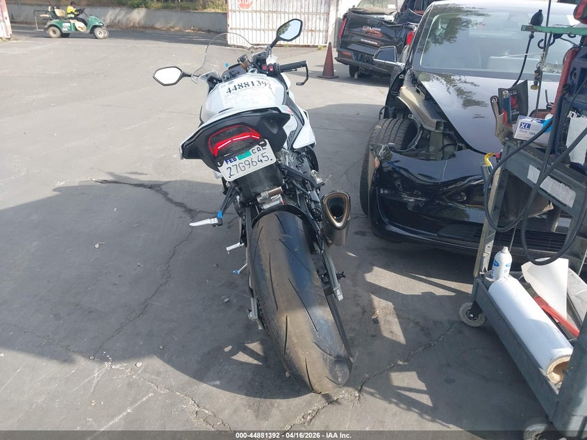 2026 BMW S 1000(VIN: WB10P2301T6M18813