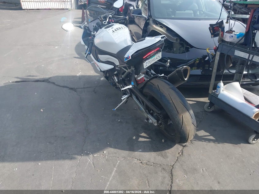 2026 BMW S 1000(VIN: WB10P2301T6M18813