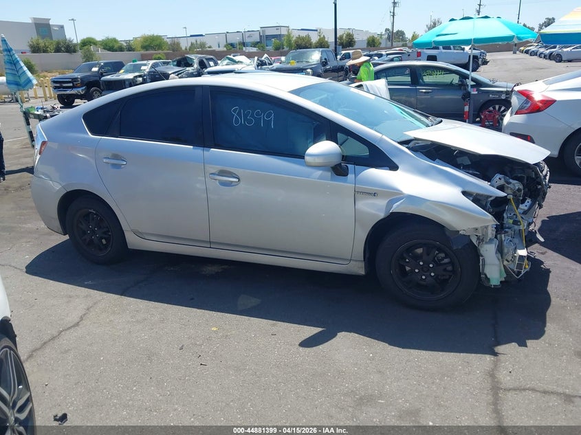 2015 Toyota Prius Two VIN: JTDKN3DU8F1949386 Lot: 44881399