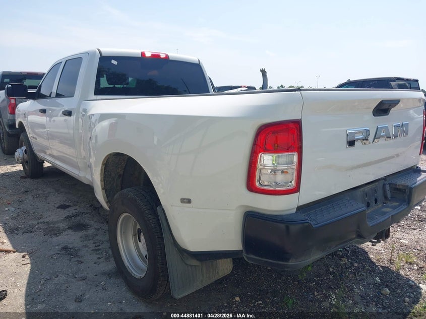 2021 Ram 3500 Tradesman 4x2 8' Box White Lot 111044881401 Vin 3C63RPGL8MG625900