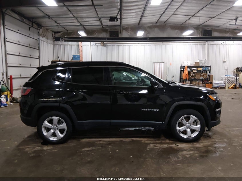 2018 Jeep Compass Latitude 4X4 VIN: 3C4NJDBBXJT403738 Lot: 44881412