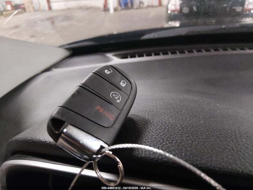 2018 Jeep Compass Latitude 4X4 VIN: 3C4NJDBBXJT403738 Lot: 44881412