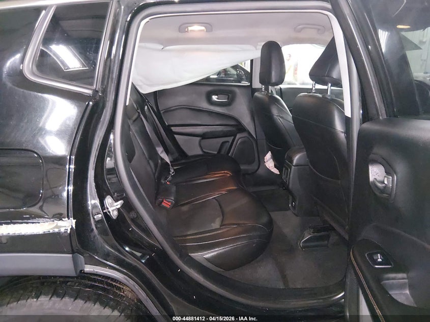 2018 Jeep Compass Latitude 4X4 VIN: 3C4NJDBBXJT403738 Lot: 44881412