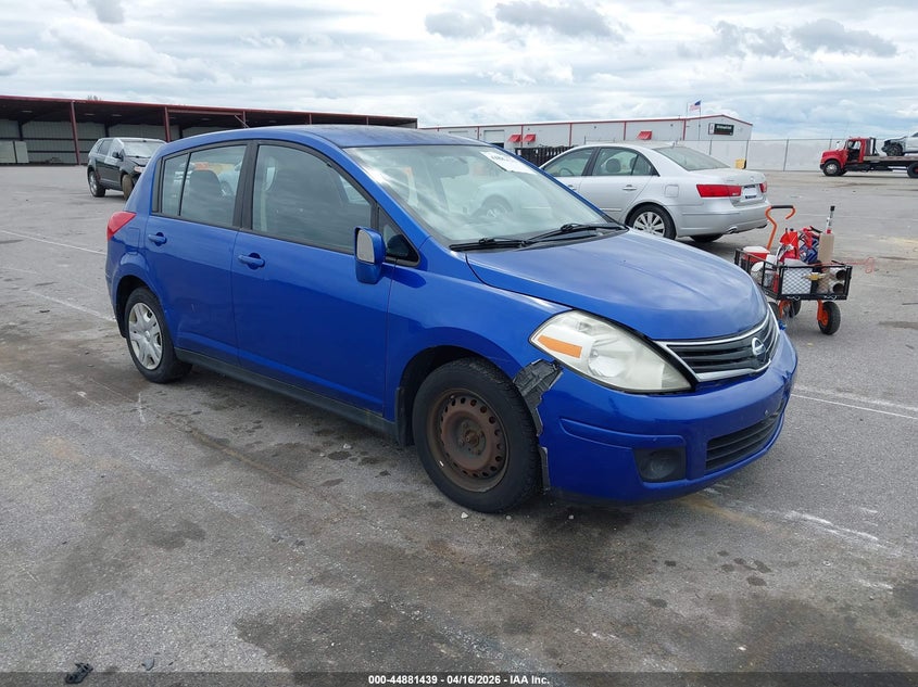 2011 Nissan Versa 1.8S