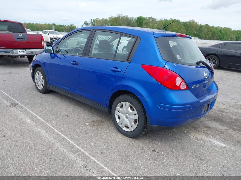 2011 Nissan Versa 1.8S