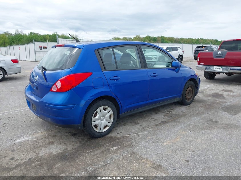 2011 Nissan Versa 1.8S