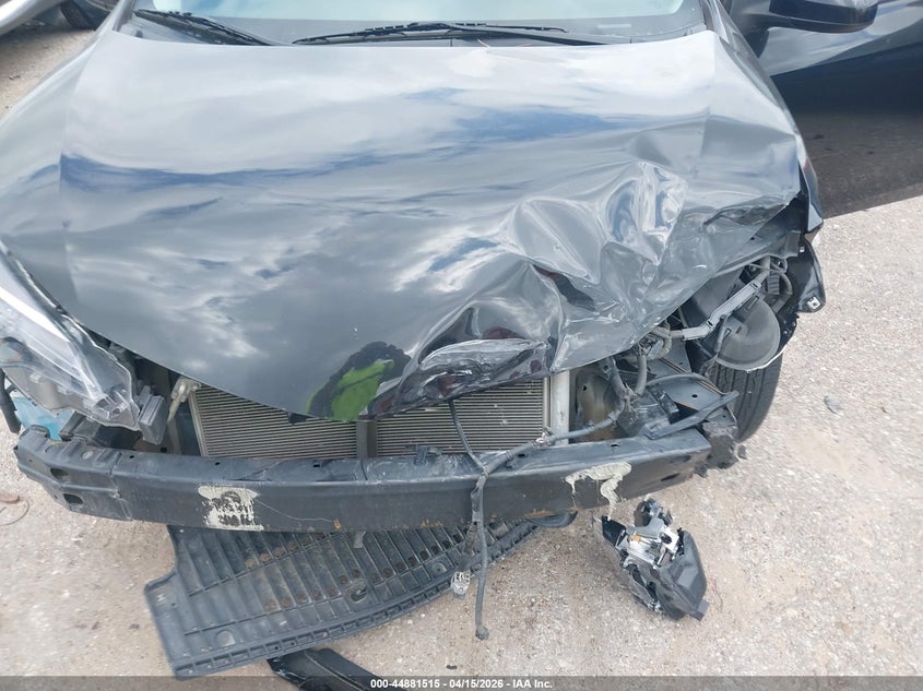 2018 Toyota Corolla Le VIN: 2T1BURHE1JC987376 Lot: 44881515