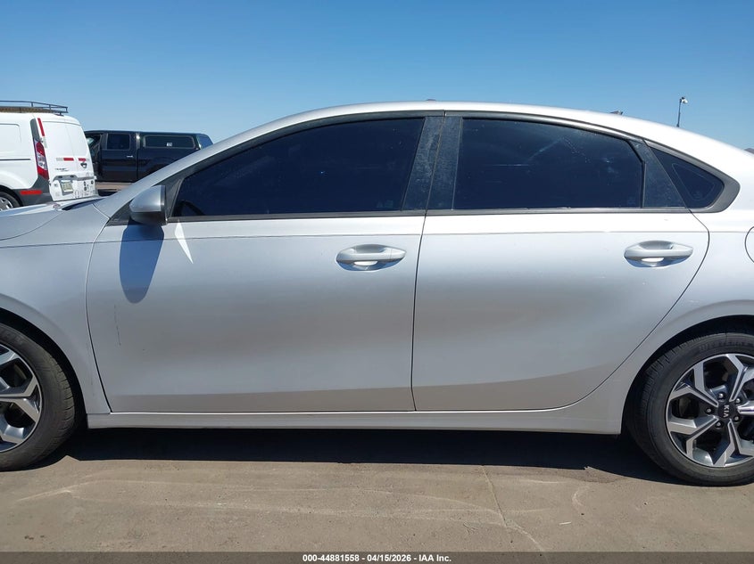 2019 Kia Forte Lxs VIN: 3KPF24AD9KE095052 Lot: 44881558