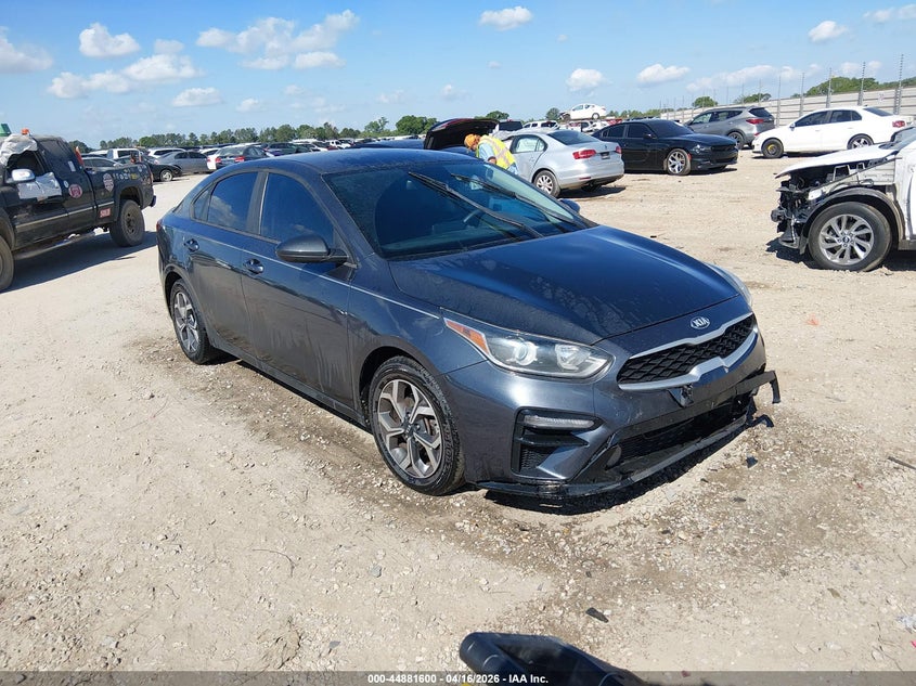 2019 KIA FORTE LXS