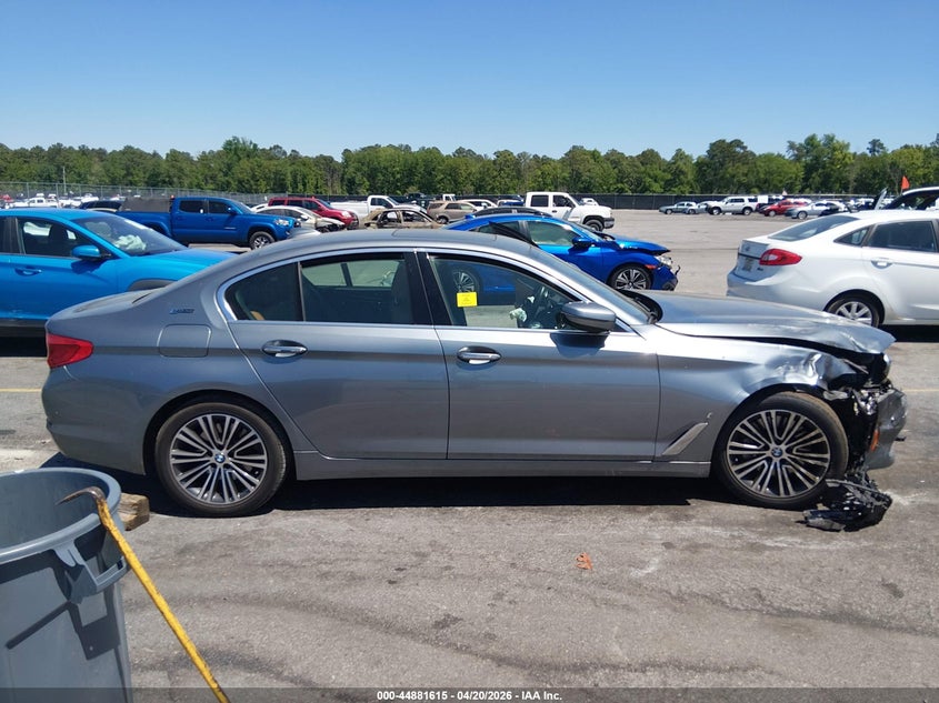 BMW 530E - zdjęcie 13