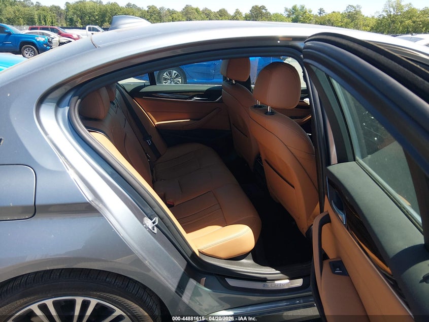 BMW 530E - zdjęcie 8