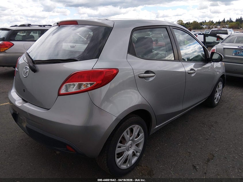 2013 Mazda Mazda2 Sport