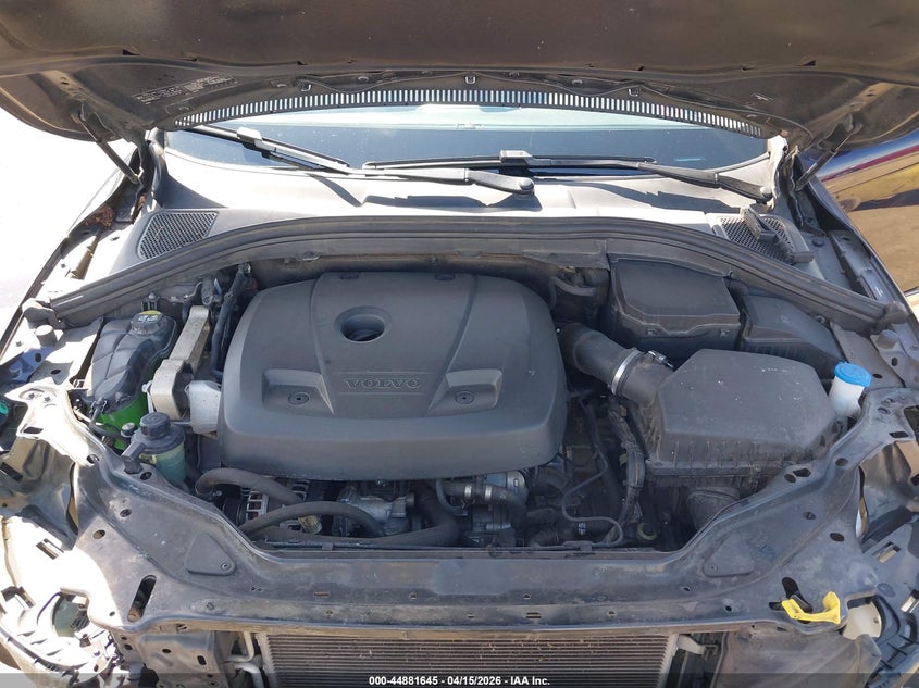 2016 Volvo Xc60 T5 Drive-E Premier VIN: YV440MDK5G2846673 Lot: 44881645