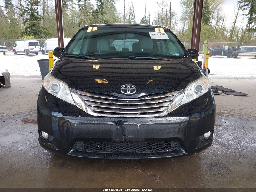 2017 Toyota Sienna Xle 7 Passenger VIN: 5TDDZ3DC9HS182495 Lot: 44881659