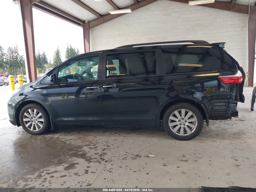 2017 Toyota Sienna Xle 7 Passenger VIN: 5TDDZ3DC9HS182495 Lot: 44881659