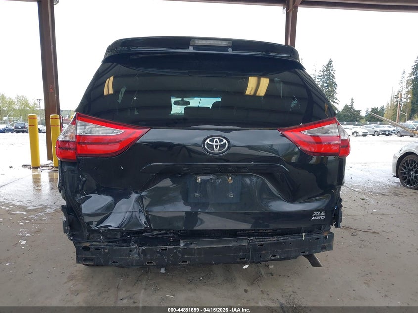2017 Toyota Sienna Xle 7 Passenger VIN: 5TDDZ3DC9HS182495 Lot: 44881659