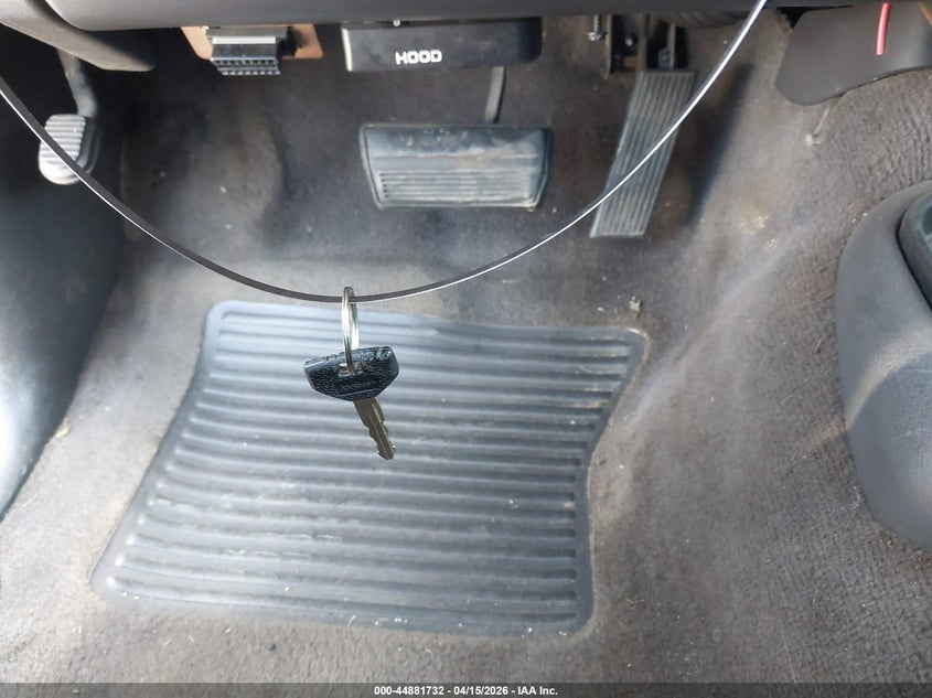 2000 Dodge Durango VIN: 1B4HR28Y1YF139543 Lot: 44881732