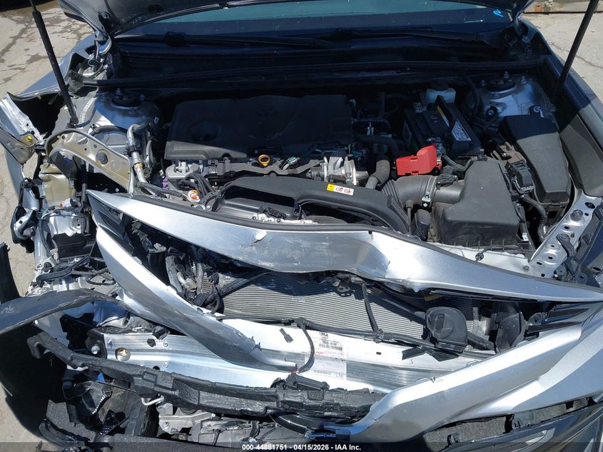 2018 Toyota Camry Le VIN: 4T1B11HK9JU122590 Lot: 44881751