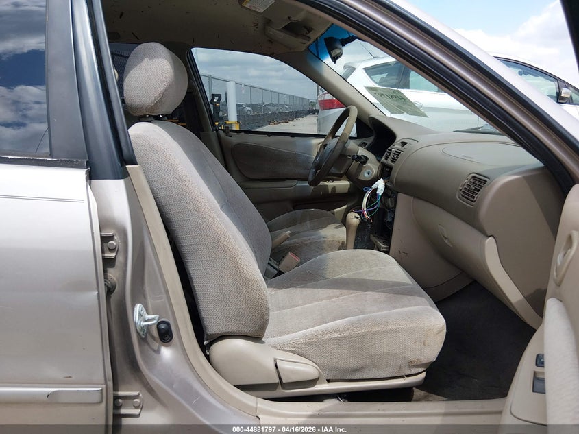 2002 TOYOTA COROLLA auction photo 5