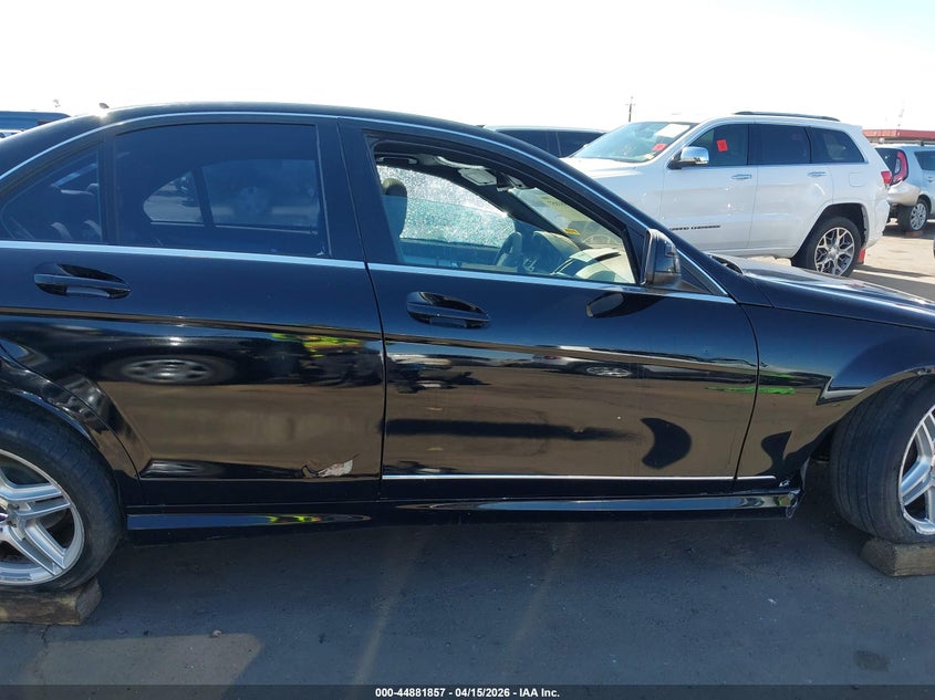 2008 Mercedes-Benz C 300 Luxury/Sport VIN: WDDGF54X38F122125 Lot: 44881857