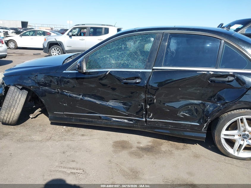 2008 Mercedes-Benz C 300 Luxury/Sport VIN: WDDGF54X38F122125 Lot: 44881857