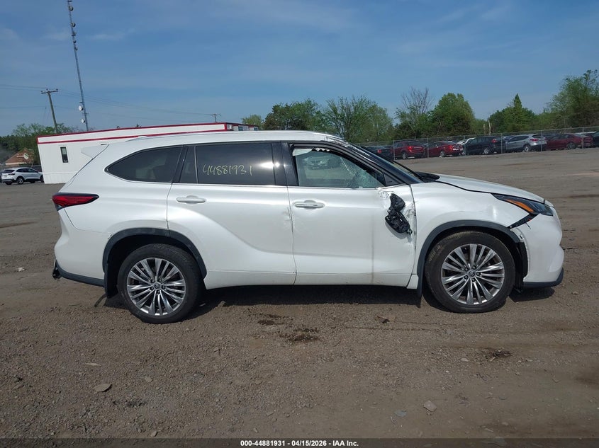 2023 Toyota Highlander Platinum VIN: 5TDKDRBH0PS002259 Lot: 44881931