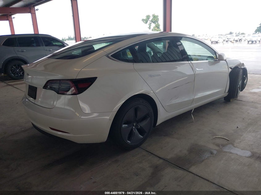 Vin: 5yj3e1ea7jf162653, lot: 45379310, tesla model 3 long range/mid range 20184