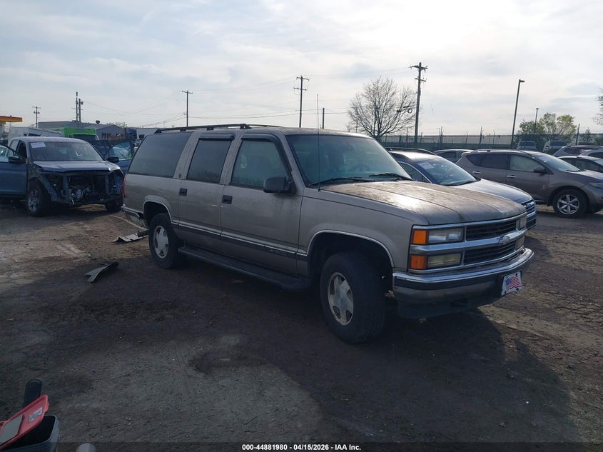 1999 Chevrolet Suburban 1500 Lt