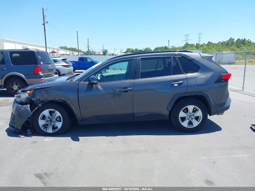 2021 Toyota Rav4 Xle VIN: 2T3W1RFV7MW118594 Lot: 44882027