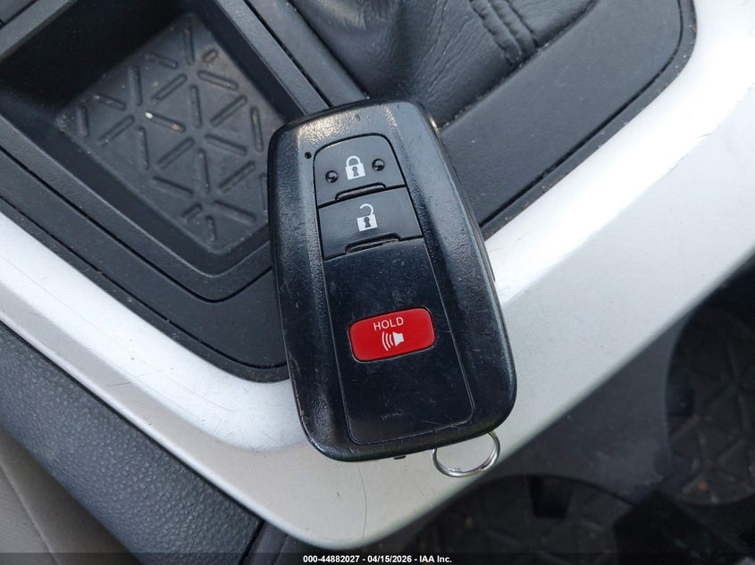 2021 Toyota Rav4 Xle VIN: 2T3W1RFV7MW118594 Lot: 44882027