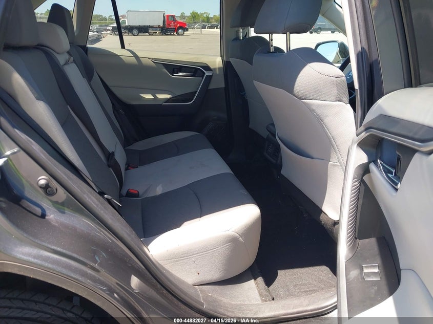 2021 Toyota Rav4 Xle VIN: 2T3W1RFV7MW118594 Lot: 44882027