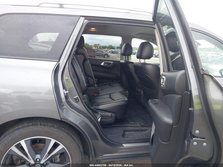 2019 Nissan Pathfinder Platinum VIN: 5N1DR2MM8KC640163 Lot: 44882106