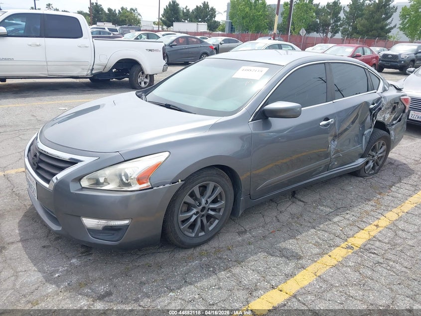 2015 Nissan Altima 2.5 S 1N4AL3AP9FC453569 photo 1