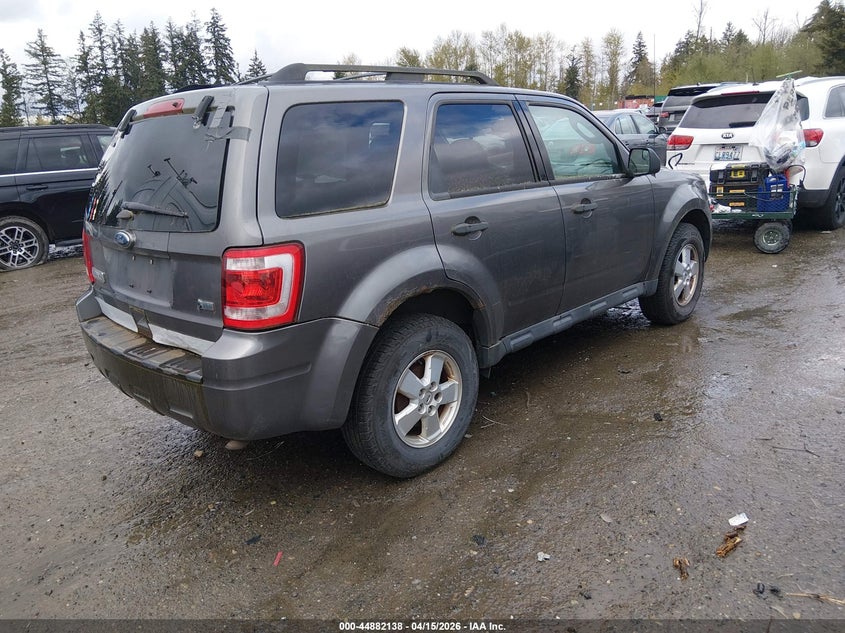 Vin: 1fmcu9dgxckc72069, lot: 45379469, ford escape xlt 20124