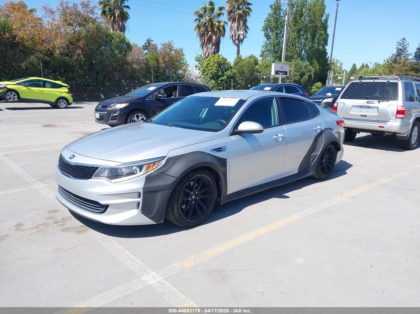 Vin: 5xxgt4l3xhg122829, lot: 45379510, kia optima lx 20172