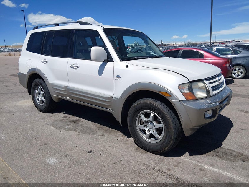 2002 Mitsubishi Montero