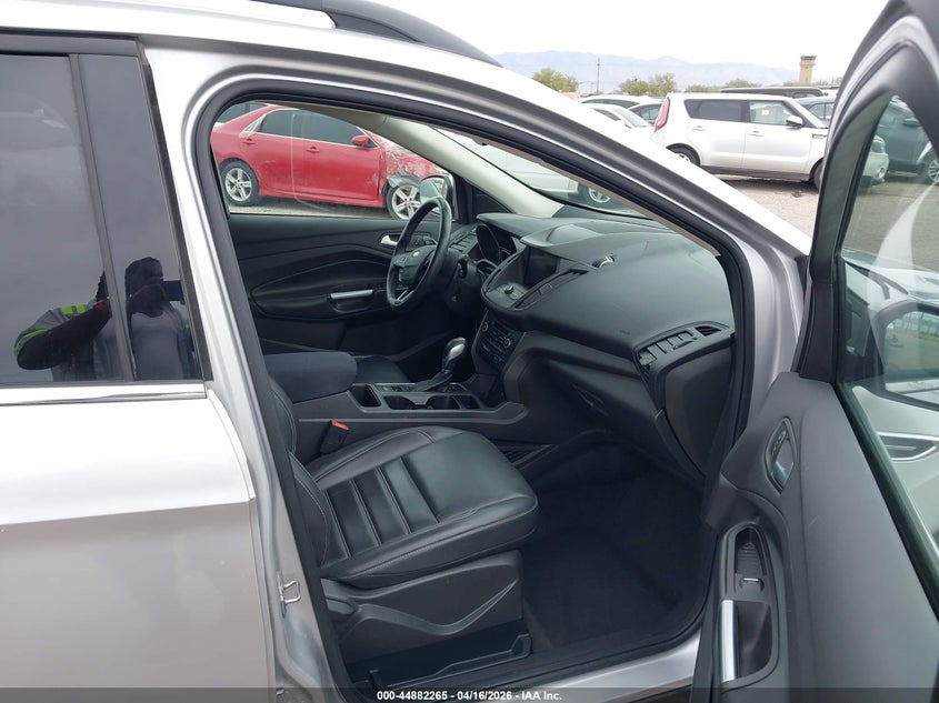 2019 Ford Escape 1.5 Sel silver Lot 111044882265 Vin 1FMCU9HD4KUB62895