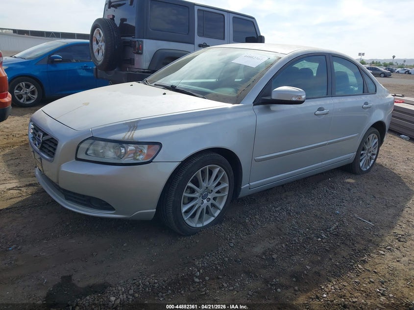2011 Volvo S40 T5/T5 R-Design