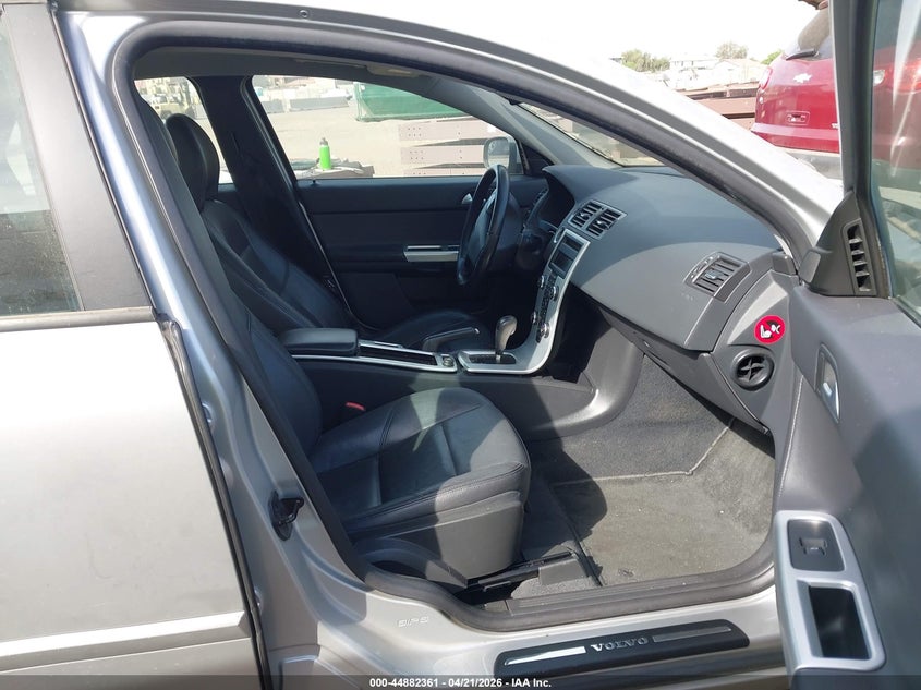 2011 Volvo S40 T5/T5 R-Design