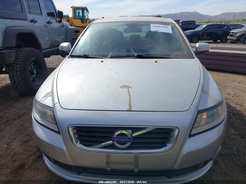 2011 Volvo S40 T5/T5 R-Design VIN: YV1672MS2B2543820 Lot: 44882361