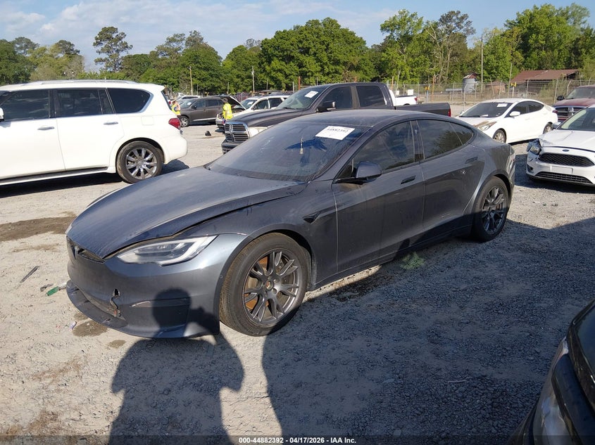 Vin: 5yjsa1e56mf428310, lot: 45379723, tesla model s long range dual motor all-wheel drive 20212