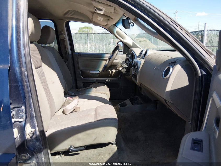 2006 Mitsubishi Raider Duro Cross V8