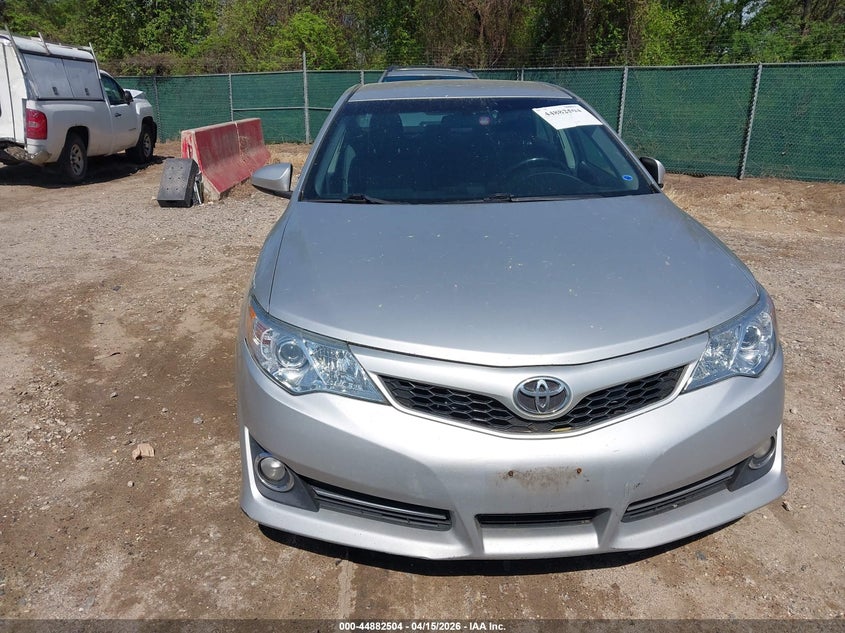 2014 Toyota Camry Se VIN: 4T1BF1FK2EU748394 Lot: 44882504