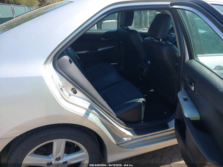 2014 Toyota Camry Se VIN: 4T1BF1FK2EU748394 Lot: 44882504