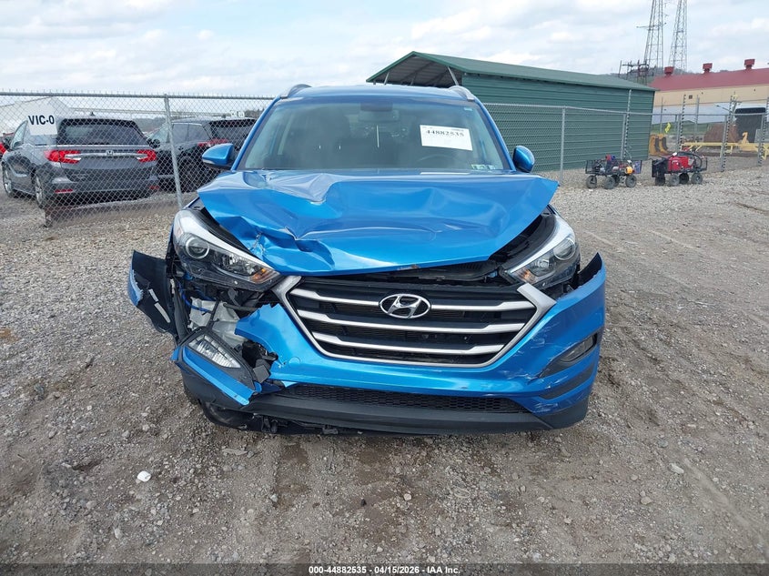 2017 Hyundai Tucson Se Plus VIN: KM8J3CA47HU424662 Lot: 44882535